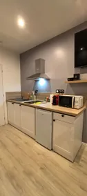 Cozy independent studio - Image 5