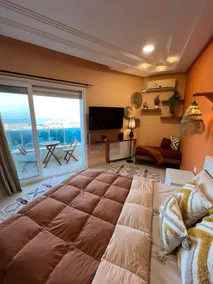 Modern studio flat - Image 4