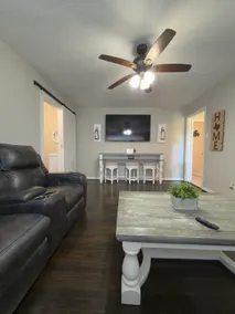 PineView@ Baytown, E. Houston Getaway! - Image 5