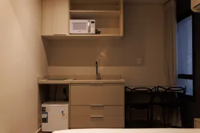 Studio in Downtown | Air Conditioning + Garage - Image 3