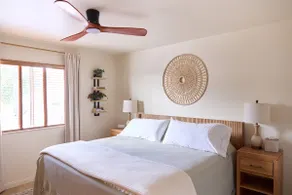 Chic Sanctuary!| Golf & Hiking |Quiet Cul-de-Sac! - Image 3
