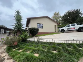 Quiet Kloof Getaway with Queen Sealy Bed (Suite 1) - Image 3