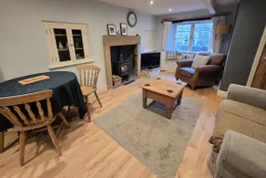 Bobbin Cottage, Ashford in the Water - Image 4