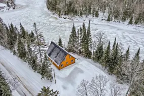 4-Season Riverfront Getaway | 3BR | Sleeps 8 - Image 3