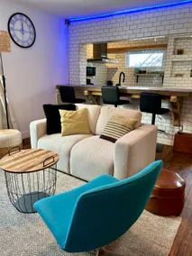 Modern-Vintage Design Loft • Close to Everything - Image 5