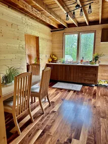Cozy Cabin/5 Mins to Sandy Beach - Image 2