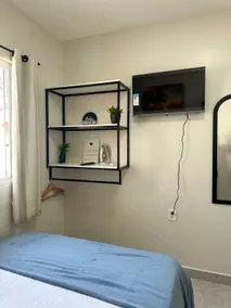 House 1 is comfortable and close to everything - Image 3