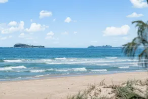 Pawfect Coastal - Pet friendly Beachfront Pool - Image 4