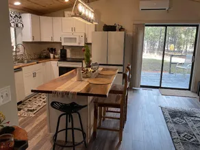 Sandi's Pineview-Acre Cabin - Image 5