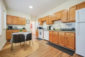 1400sqft:1 min>T&Washington Sq/Sleeps8/4Bed2Bath - Image 5