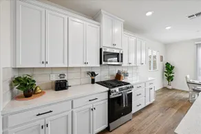 Sleeps ~ 12, 5BR 3BA Home in Lincoln, nr Roseville - Image 5