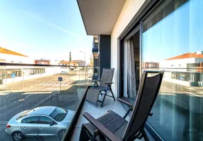 Modern & Quiet 2BR 2 Baths 4 Balconies & Lift - Image 5
