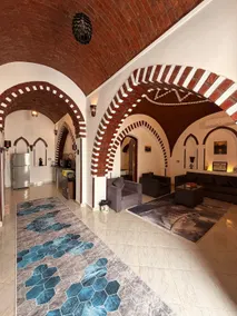 Oriental house - Image 2