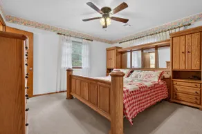 Cozy home centrally located. - Image 4
