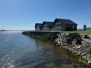 Cabin on Lake Champlain - Lakefront Bliss - Image 2