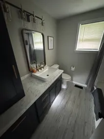 Welcome to the Elm, Cozy 3 bedroom home - Image 5