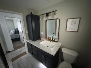 Welcome to the Elm, Cozy 3 bedroom home - Image 4