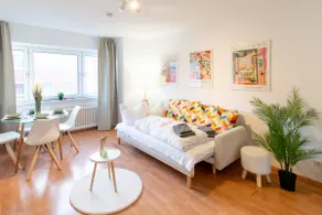 EasySuite 7 Bright 2-room apartment for 4 | SmartTV - Image 3