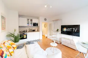 EasySuite 7 Bright 2-room apartment for 4 | SmartTV - Image 4