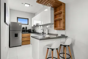 1BR Beach Hut| Private Pool & Mins To Palm Beach - Image 3
