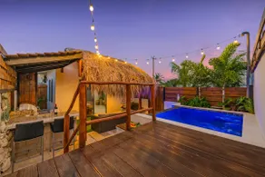 1BR Beach Hut| Private Pool & Mins To Palm Beach - Image 4