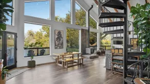 The Pond House - Image 3