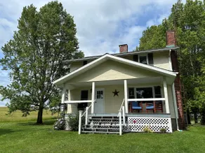 The Vinson House- close to OU/Hocking Hills - Image 2