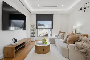 Step to Adelaide Oval & CBD|Luxe City-Edge Oasis - Image 5