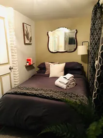 Cozy 2 Bed in Italian Market - Image 4