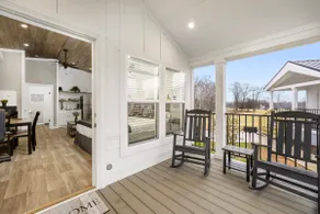The Gardenia Cabin | Sleep 4 - Image 4