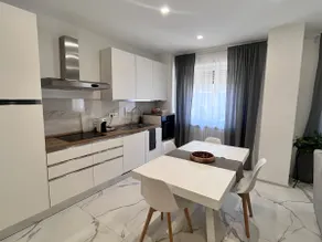 Blou home - elegance within walking distance of the center - Image 2
