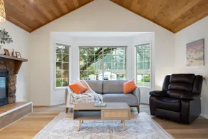 Cozy North Bend Riverfront Cabin w/hot tub! - Image 2