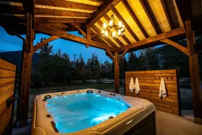 Journey's Perch by Revelstoke Vacations - Image 3