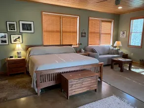 Private country cabin on a 150 acre farm/vineyard. - Image 2