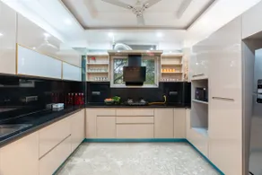 Homlee-Vasant Kunj-4BHK-Luxurious-20 Min Airport - Image 5