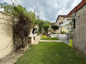 Comfortable stay on the outskirts of Paris with garden - Image 3