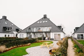 Welcome in - Beneden appartement direct aan het Sneekermeer met tuin - Image 3