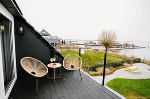 Welcome in - Beneden appartement direct aan het Sneekermeer met tuin - Image 2