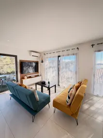 Bright duplex, roof terrace, sea view, beach 50 m - Image 2