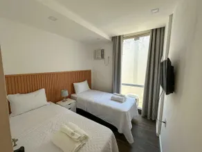 Villa in Laranjeiras | 15-minute walk to the beach - Image 2