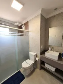 Top 5% Apartment | Gonzaga: 5min Beach, Queen, Air & Parking Space - Image 5