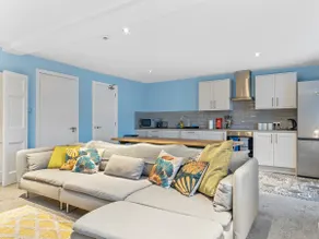Spacious 4 Bed in Central Ulverston | Sleeps 10 - Image 2