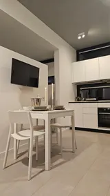 Internal 8 - Image 4