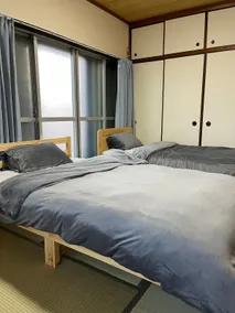 Guest House Lupinas!A retro Showa-style apartment!Solo use, pets allowed!Parking free. There is train noise. - Image 4