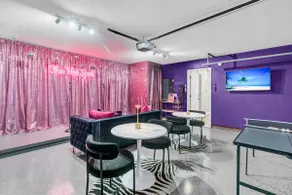 Karaoke Bar, King Beds, Vanity, Movie Yard, Unique - Image 2