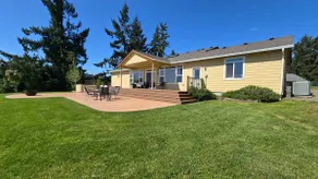 Countryside home with hot tub, Close to UO & town - Image 2
