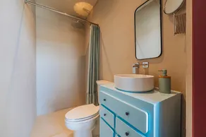 Bright Loft Studio - 6 min Walk to Palm Beach - Image 3