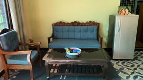 Cozy Private 1BHK near Station & Airport | Kitchen - Image 4