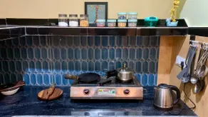 Cozy Private 1BHK near Station & Airport | Kitchen - Image 5