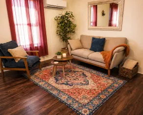 *Fox Run Retreat - Cozy and Relaxing Close to Lake - Image 3